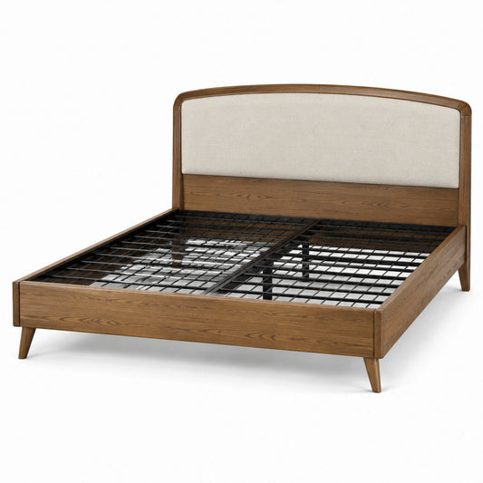 Doppelbett 160 × 200 cm, brauner Holzwerkstoff, beiges Polsterkopfteil und schwarzer Metallrost, Gesamtmaß 215 × 170 × 110 cm